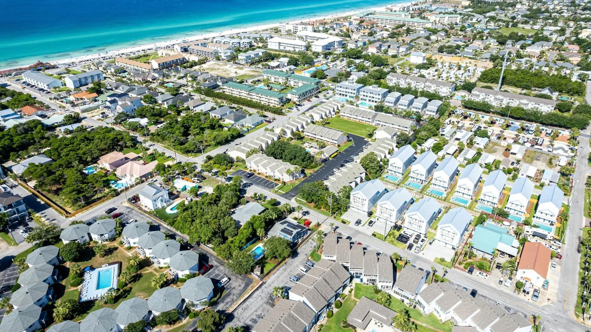 Apartment Sandpiper Cove 9203- By Holiday Isle Properties Destin