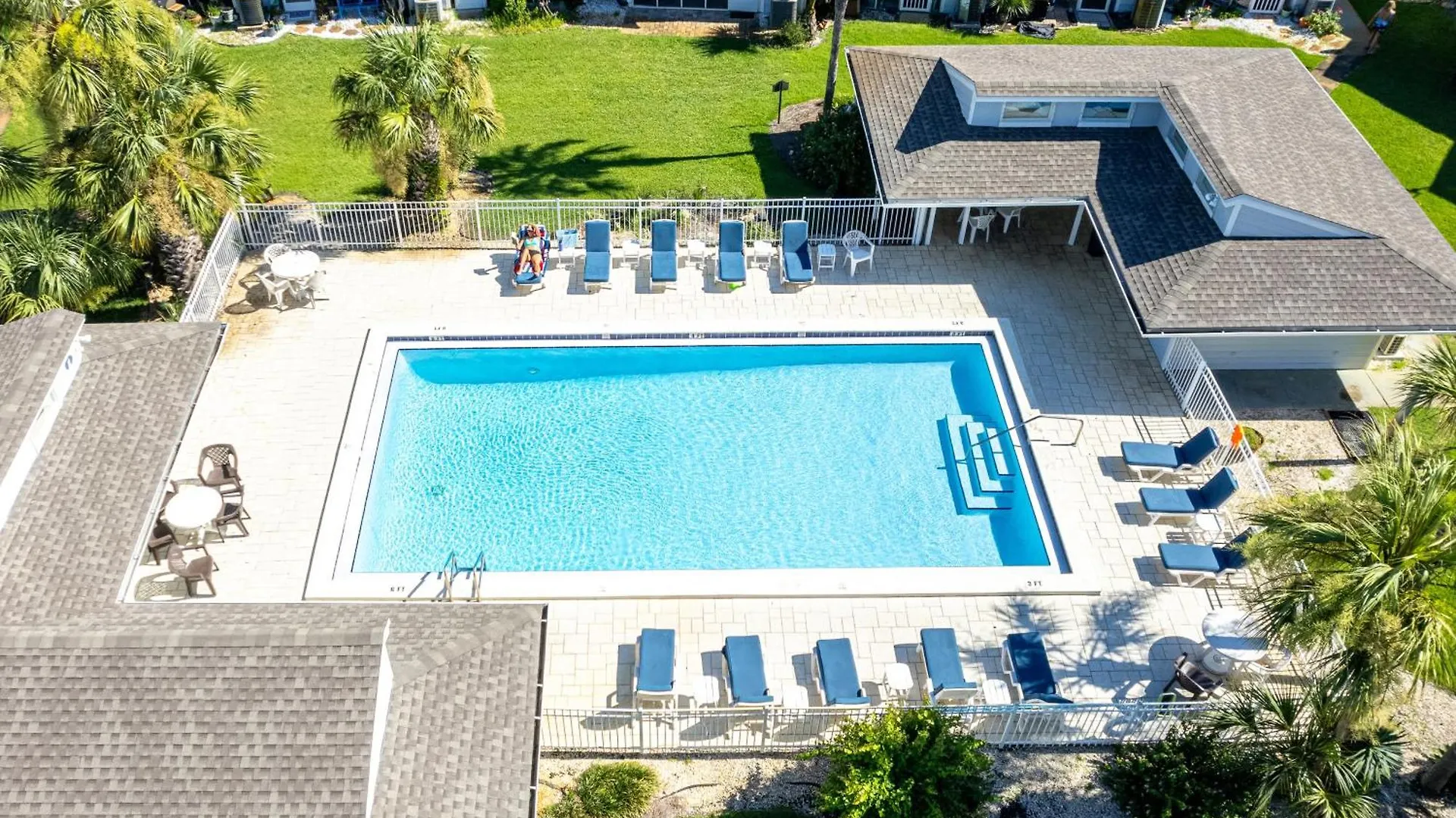 Sandpiper Cove 9203- By Holiday Isle Properties Destin Apartment